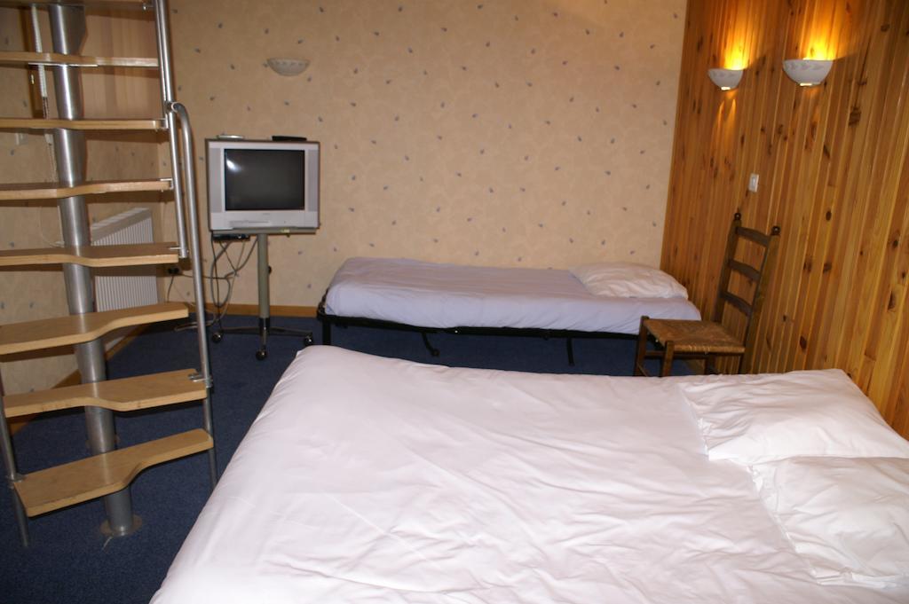 Hotel Celeste Bagneres-de-Luchon ห้อง รูปภาพ
