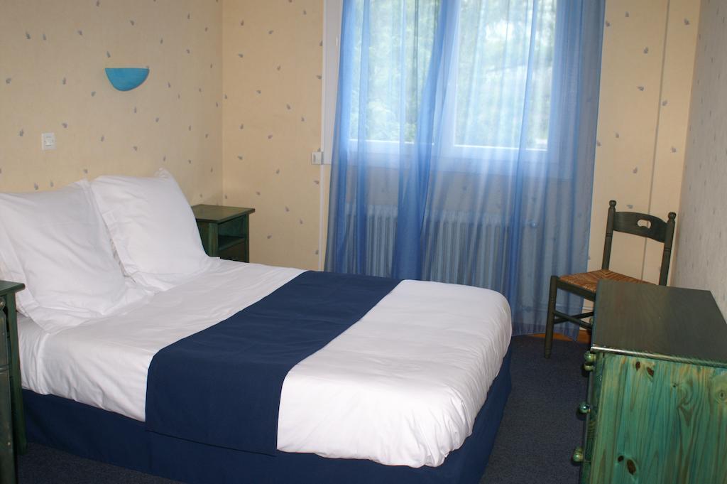 Hotel Celeste Bagneres-de-Luchon ห้อง รูปภาพ