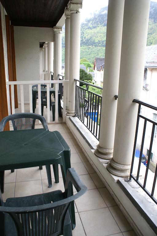 Hotel Celeste Bagneres-de-Luchon ภายนอก รูปภาพ