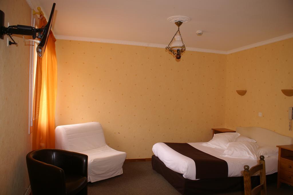 Hotel Celeste Bagneres-de-Luchon ห้อง รูปภาพ